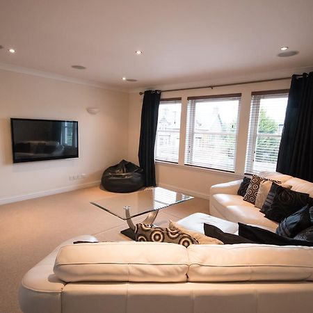 Crown Luxury Serviced Apartment Inverness Extérieur photo