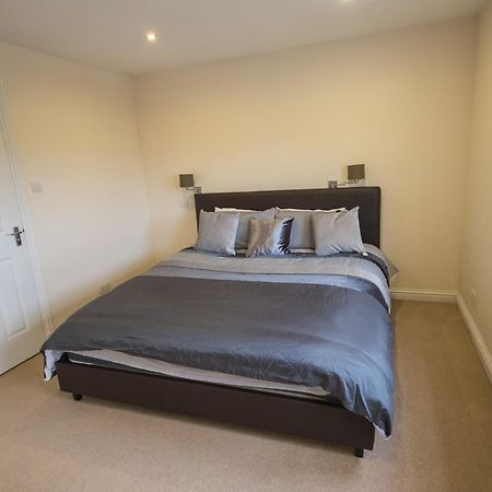Crown Luxury Serviced Apartment Inverness Extérieur photo