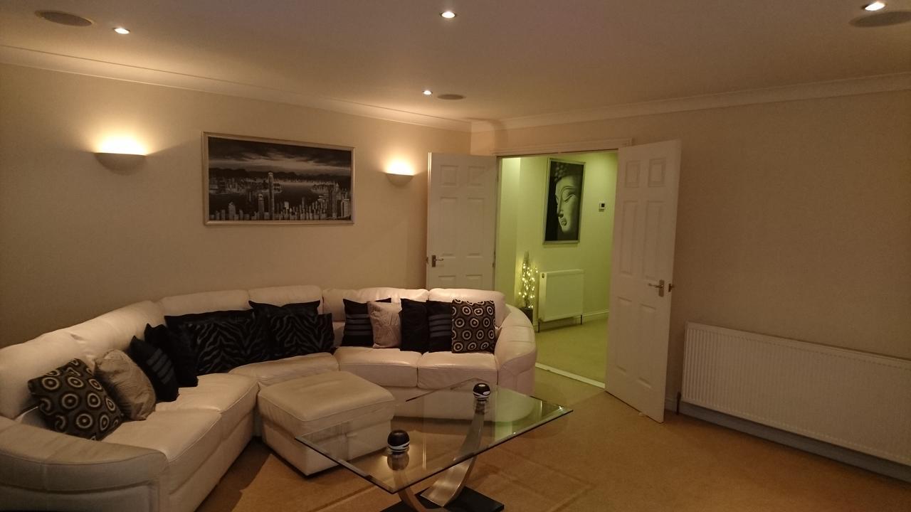Crown Luxury Serviced Apartment Inverness Extérieur photo
