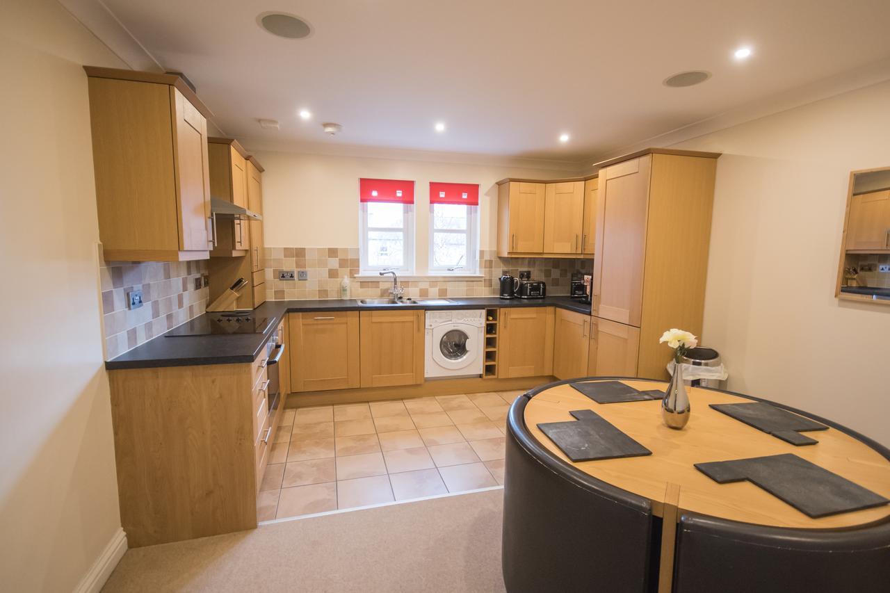 Crown Luxury Serviced Apartment Inverness Extérieur photo