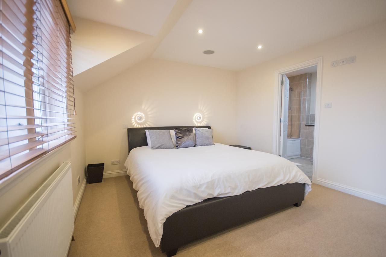 Crown Luxury Serviced Apartment Inverness Extérieur photo