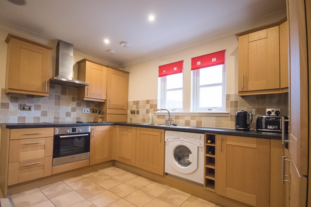 Crown Luxury Serviced Apartment Inverness Extérieur photo